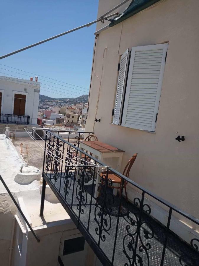 Soullas Apart -Ελλαδα- Appartement Ermoupoli Buitenkant foto